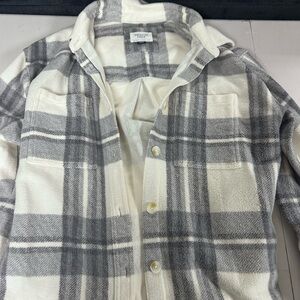 American Eagle Outfitters Cream and Gray Plaid Shirt